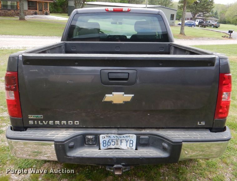 image for item HC9262 2010 Chevrolet Silverado 1500  Ext. Cab pickup truck