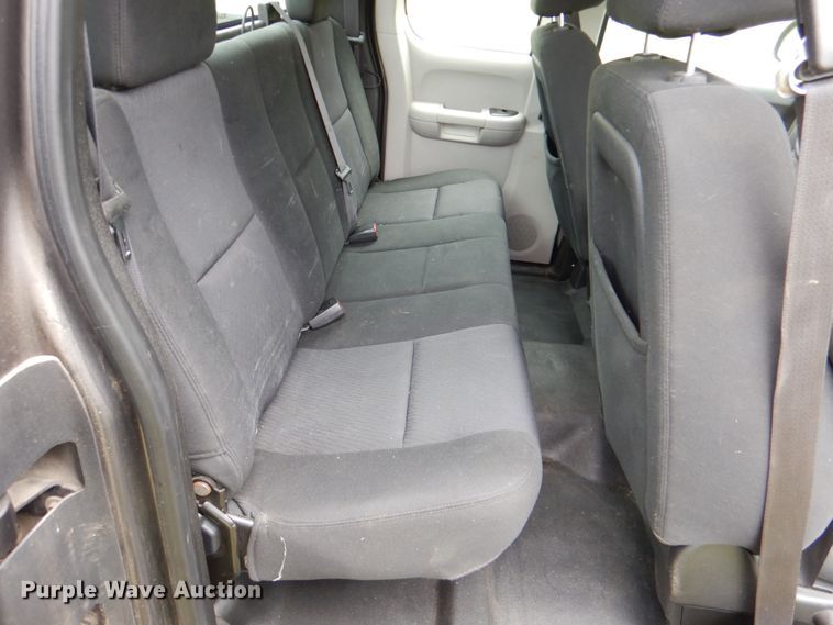 image for item HC9262 2010 Chevrolet Silverado 1500  Ext. Cab pickup truck