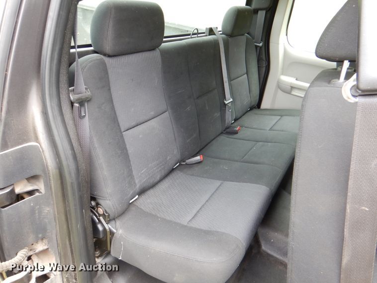 image for item HC9262 2010 Chevrolet Silverado 1500  Ext. Cab pickup truck