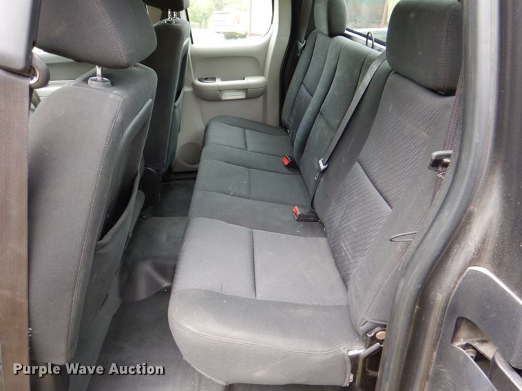 image for item HC9262 2010 Chevrolet Silverado 1500  Ext. Cab pickup truck