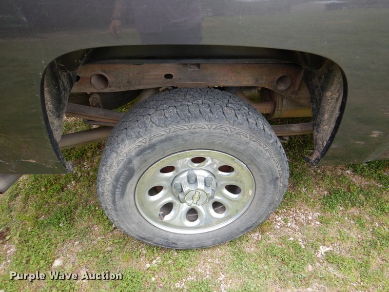 image for item HC9262 2010 Chevrolet Silverado 1500  Ext. Cab pickup truck