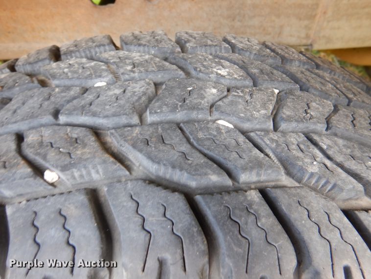 image for item HC9265 2002 GMC Sierra 2500HD  pickup truck