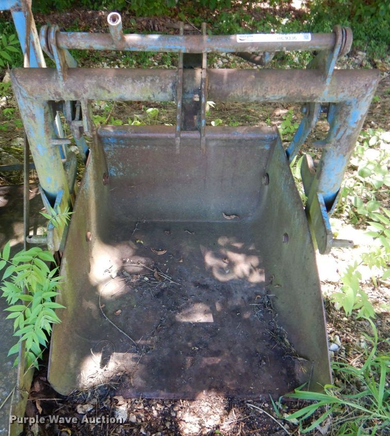 image for item HC9336 Ford 786  trip bucket