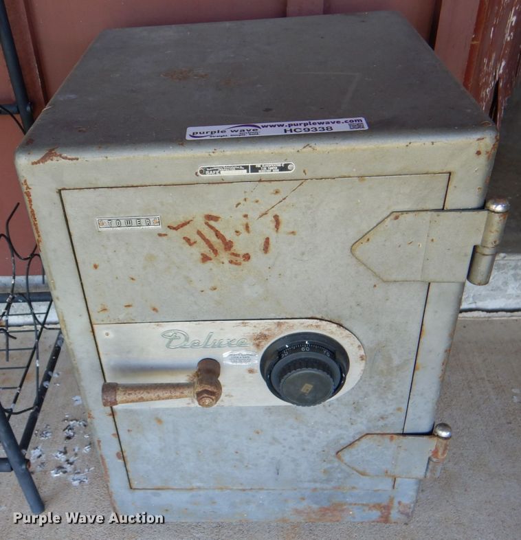 image for item HC9338 Tower Deluxe  safe