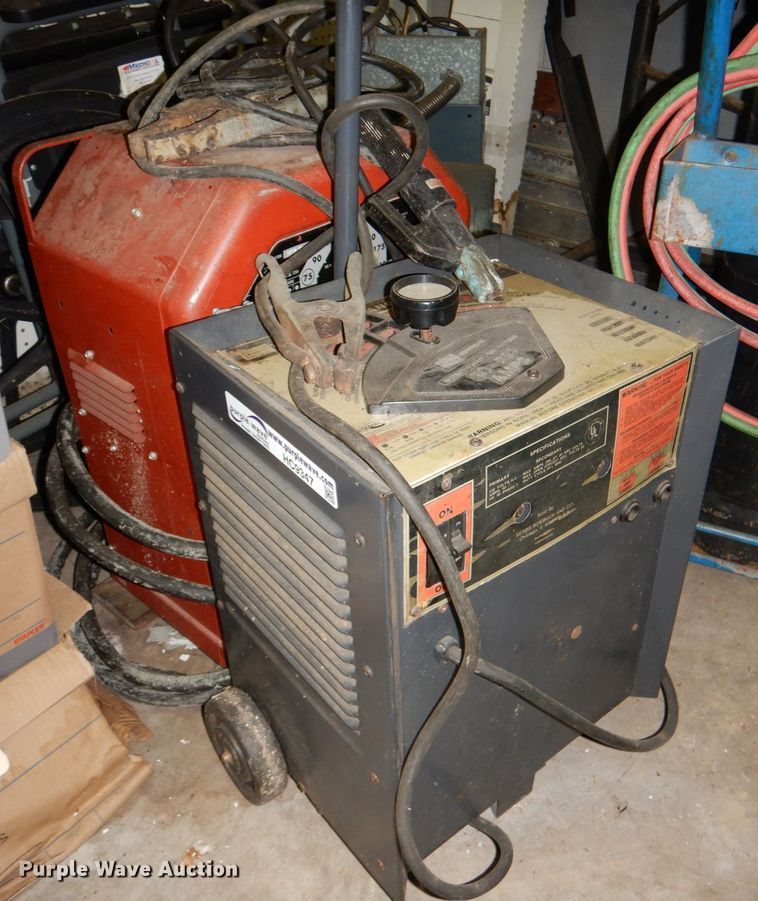 image for item HC9347 Craftsman Dual Range  welder