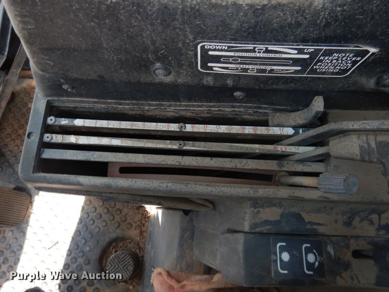 image for item HI9155 Hesston 1880DT  MFWD tractor