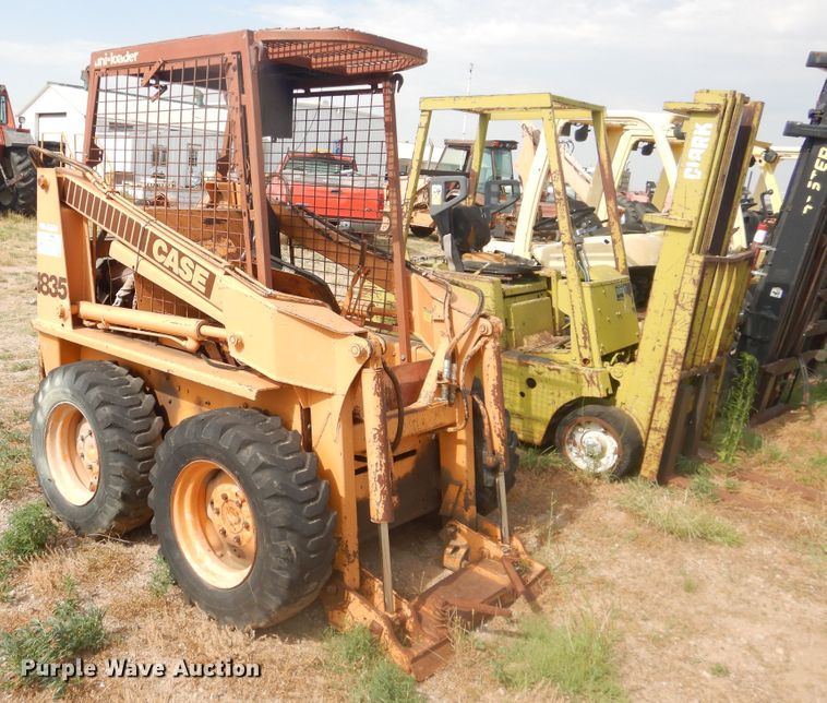 image for item HI9157 Case 1835  skid steer loader