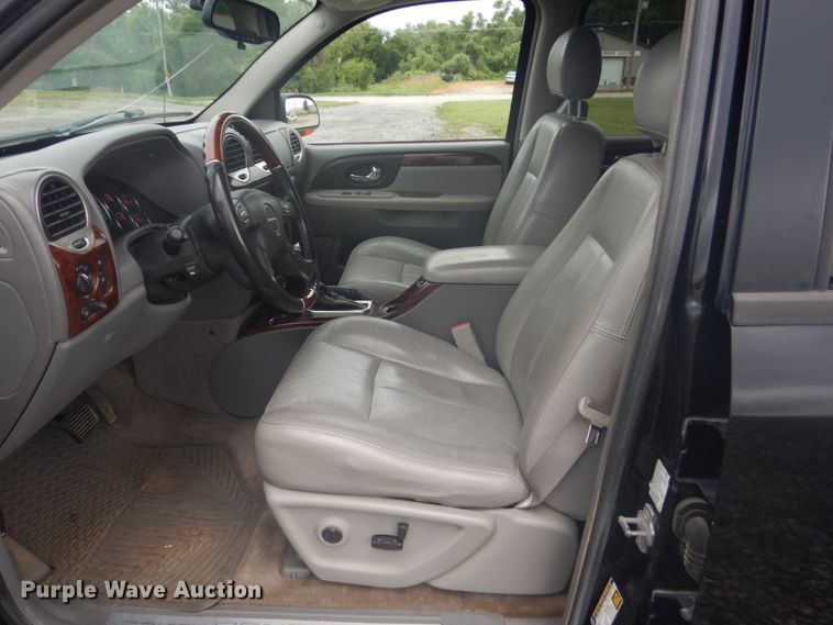 image for item HI9911 2005 GMC Envoy Denali  SUV