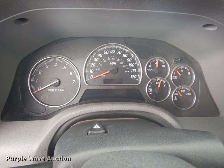 image for item HI9911 2005 GMC Envoy Denali  SUV