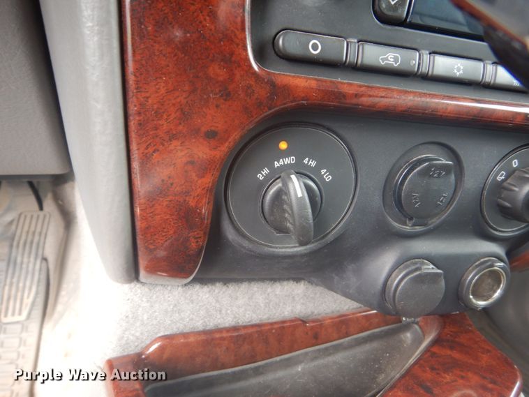 image for item HI9911 2005 GMC Envoy Denali  SUV