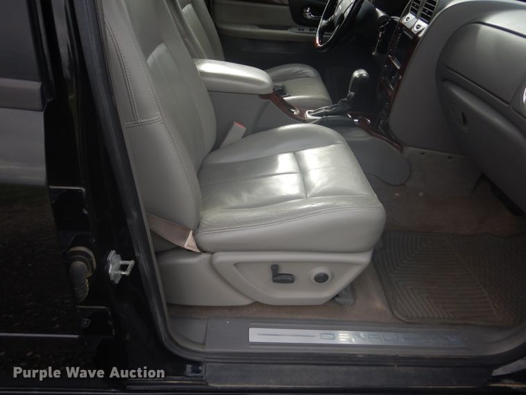 image for item HI9911 2005 GMC Envoy Denali  SUV