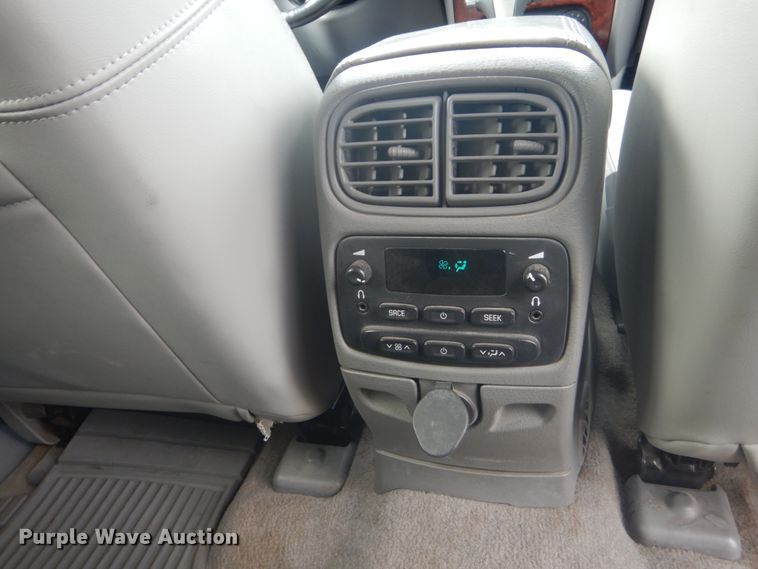 image for item HI9911 2005 GMC Envoy Denali  SUV