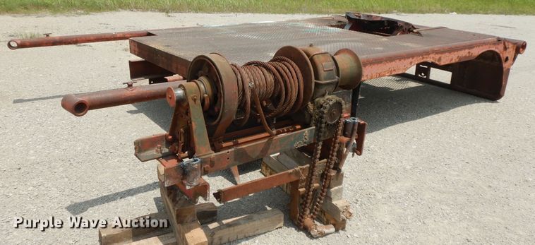 image for item HP9571 Winch flatbed