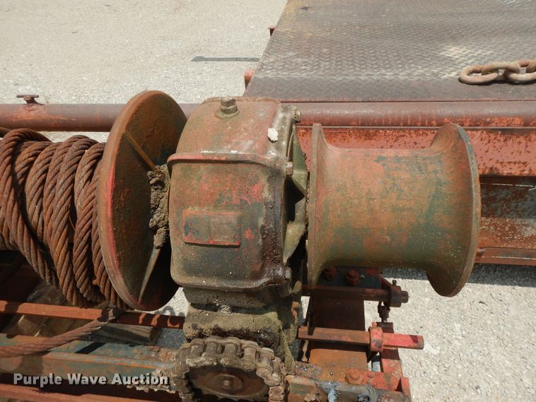 image for item HP9571 Winch flatbed