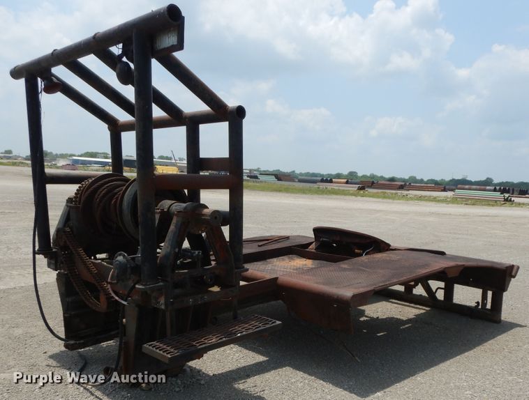 image for item HP9572 Winch bed