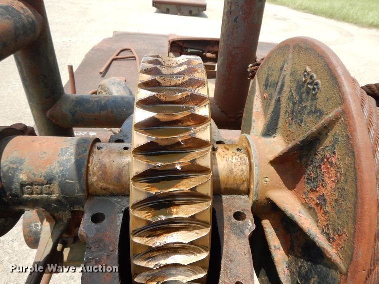 image for item HP9572 Winch bed