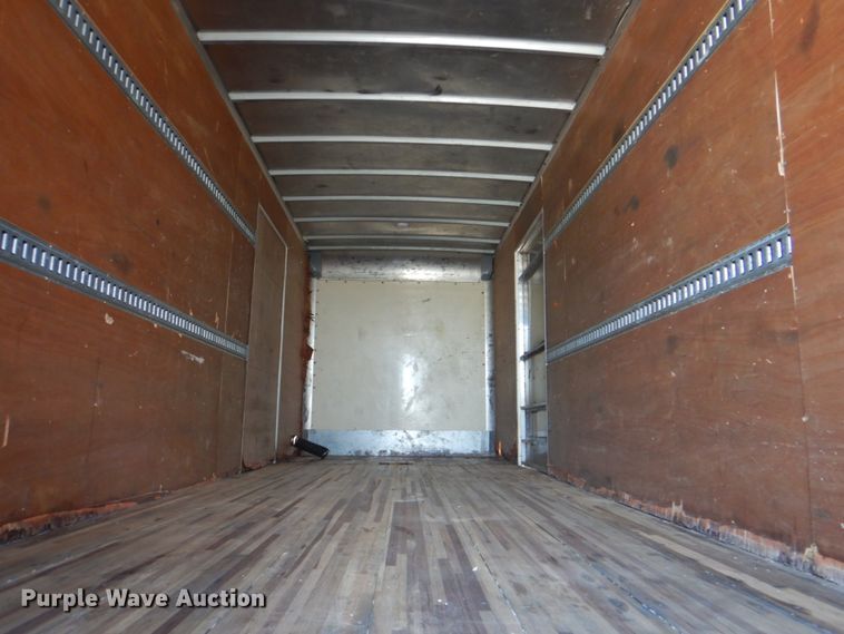 image for item HT9302 2014 Peterbilt 337  box truck