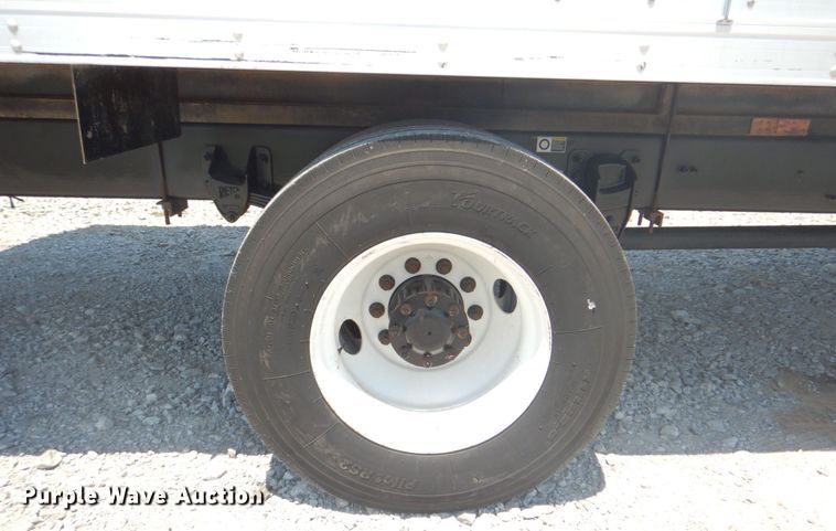 image for item HT9302 2014 Peterbilt 337  box truck