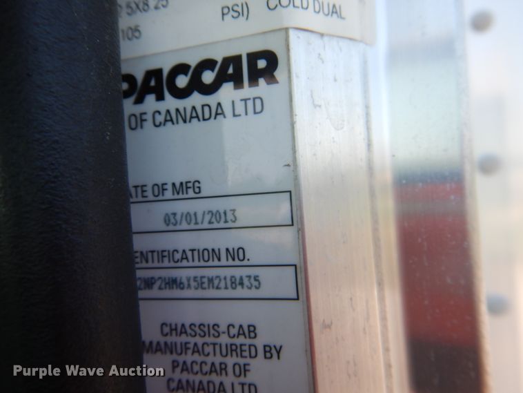 image for item HT9302 2014 Peterbilt 337  box truck