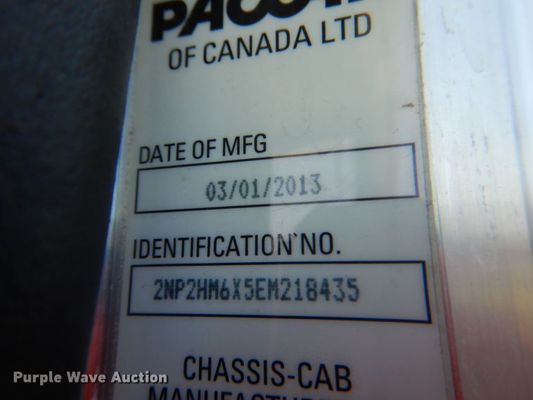 image for item HT9302 2014 Peterbilt 337  box truck