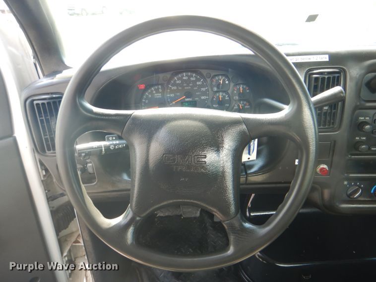 image for item HT9307 2009 GMC C7500  fuel truck