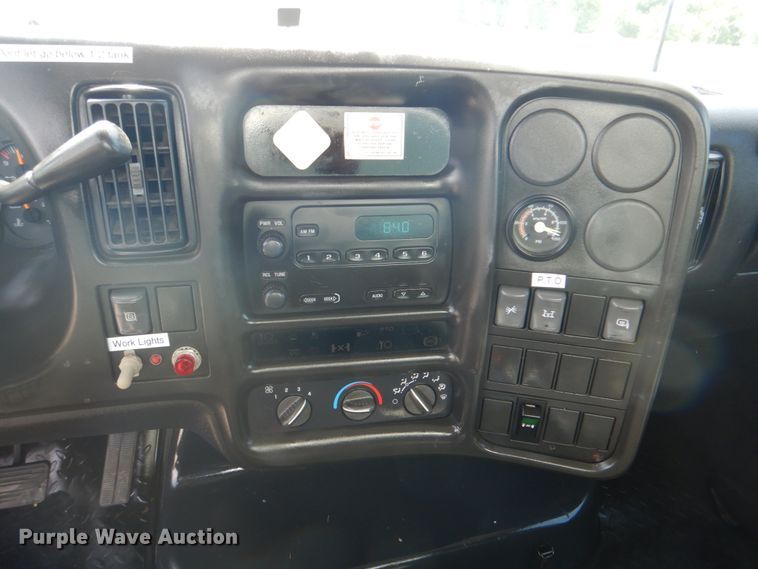 image for item HT9307 2009 GMC C7500  fuel truck