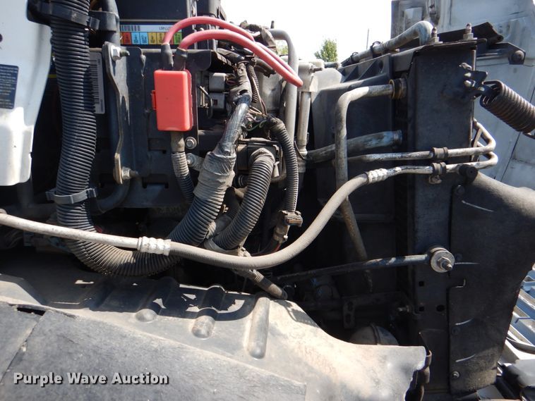 image for item HT9307 2009 GMC C7500  fuel truck