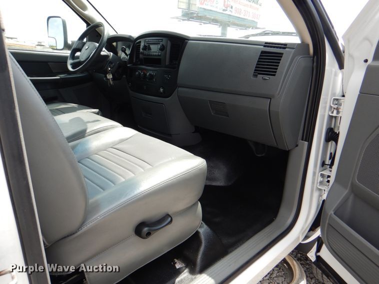 image for item HT9309 2008 Sterling Bullet  box truck