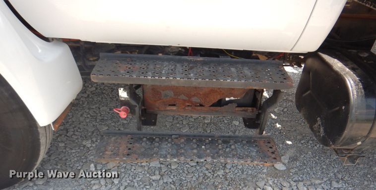 image for item HT9316 2007 Ford F750  flatbed truck