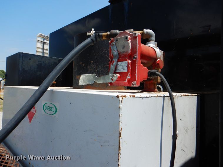 image for item HT9316 2007 Ford F750  flatbed truck