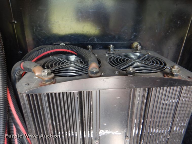 image for item HT9316 2007 Ford F750  flatbed truck