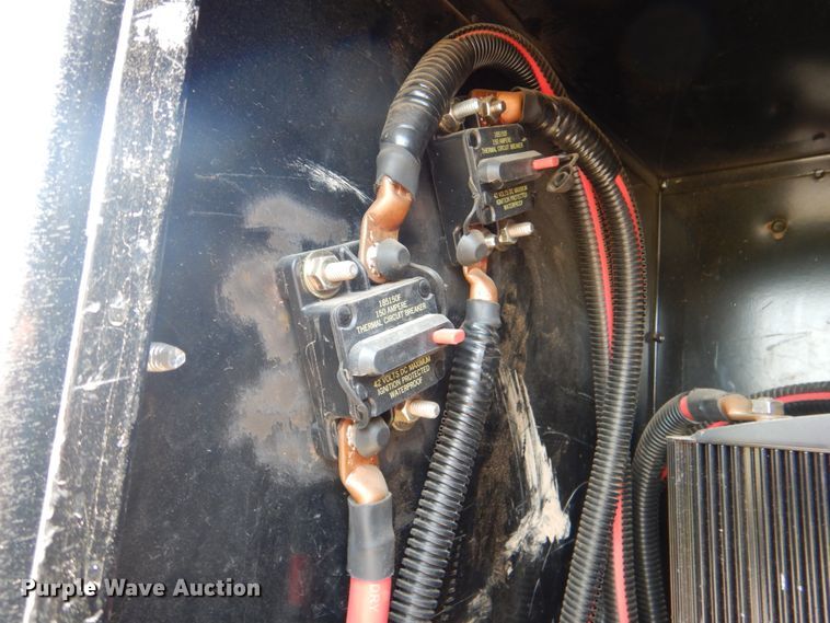 image for item HT9316 2007 Ford F750  flatbed truck