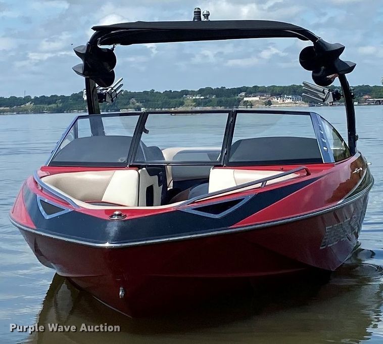 image for item HT9321 2008 Malibu Wakesetter XTi 23  boat