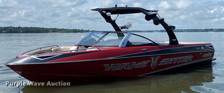 image for item HT9321 2008 Malibu Wakesetter XTi 23  boat