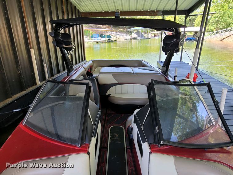 image for item HT9321 2008 Malibu Wakesetter XTi 23  boat