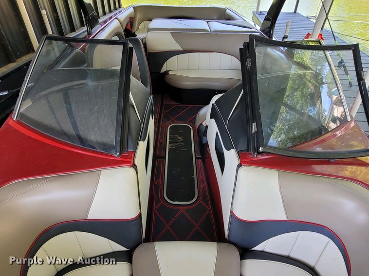 image for item HT9321 2008 Malibu Wakesetter XTi 23  boat