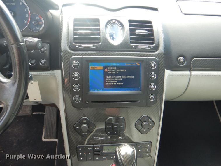 image for item HT9327 2008 Maserati Quattroporte