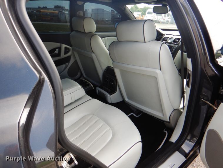 image for item HT9327 2008 Maserati Quattroporte