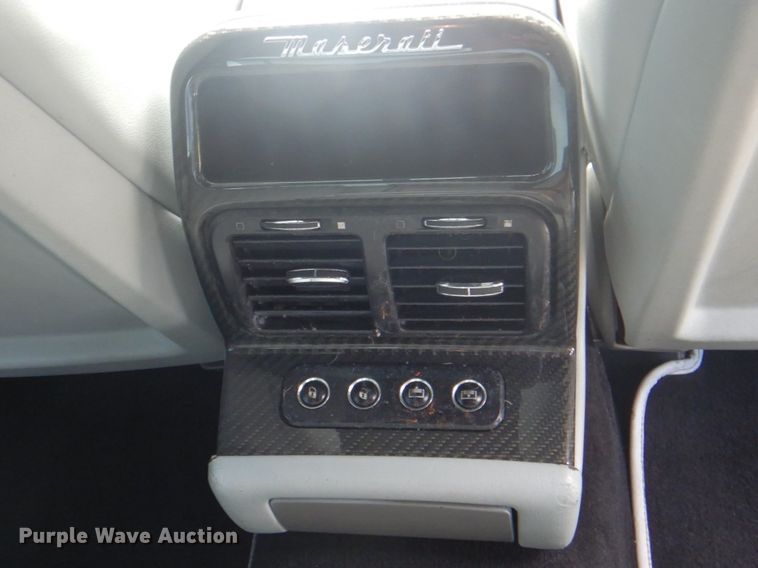 image for item HT9327 2008 Maserati Quattroporte