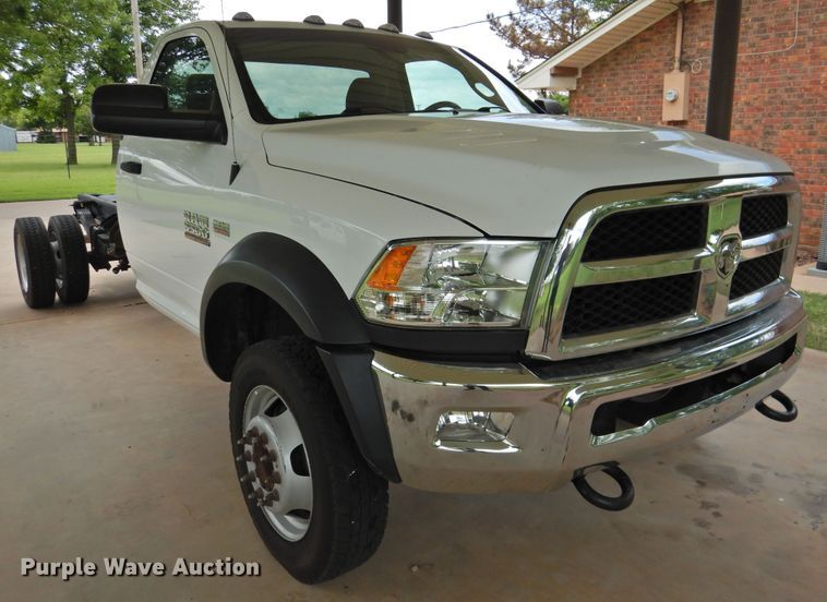 image for item HU9672 2018 Dodge Ram 5500  truck cab and chassis