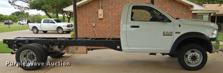 image for item HU9672 2018 Dodge Ram 5500  truck cab and chassis