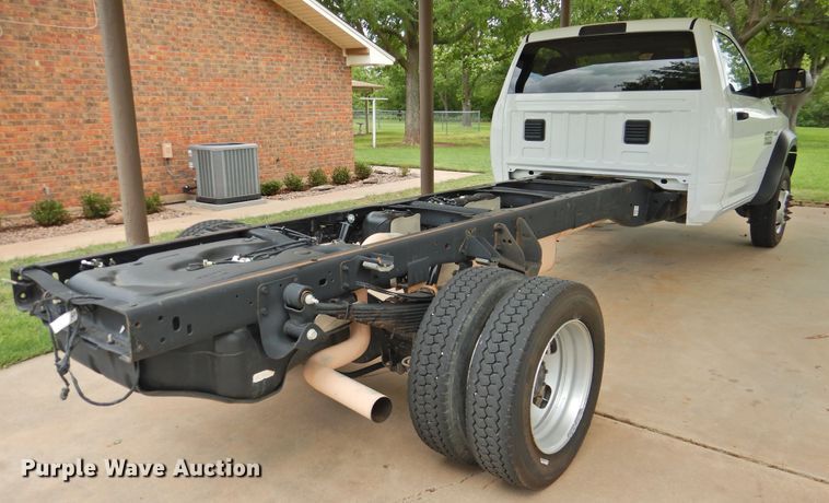 image for item HU9672 2018 Dodge Ram 5500  truck cab and chassis