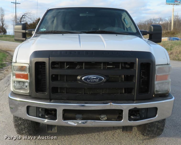 image for item HV9716 2010 Ford F250 Super Duty  pickup truck