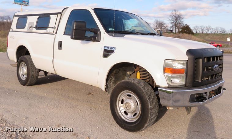 image for item HV9716 2010 Ford F250 Super Duty  pickup truck