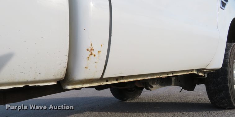 image for item HV9716 2010 Ford F250 Super Duty  pickup truck