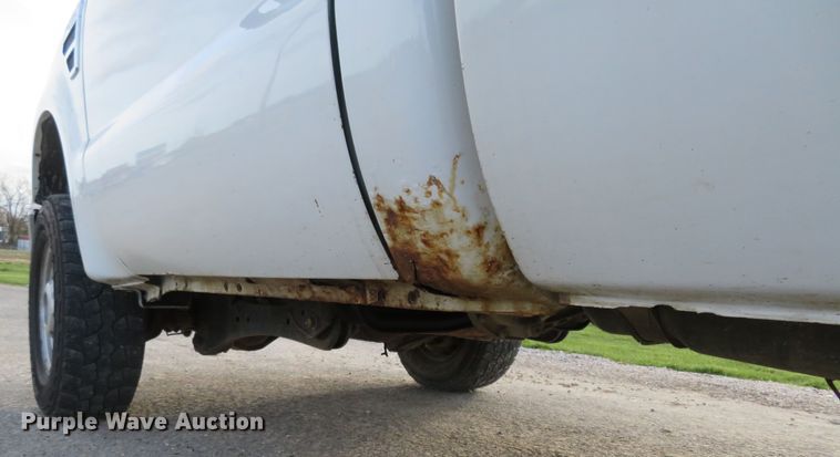 image for item HV9716 2010 Ford F250 Super Duty  pickup truck