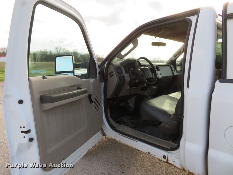 image for item HV9716 2010 Ford F250 Super Duty  pickup truck