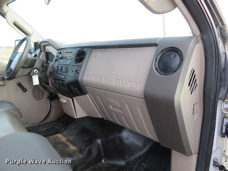 image for item HV9716 2010 Ford F250 Super Duty  pickup truck