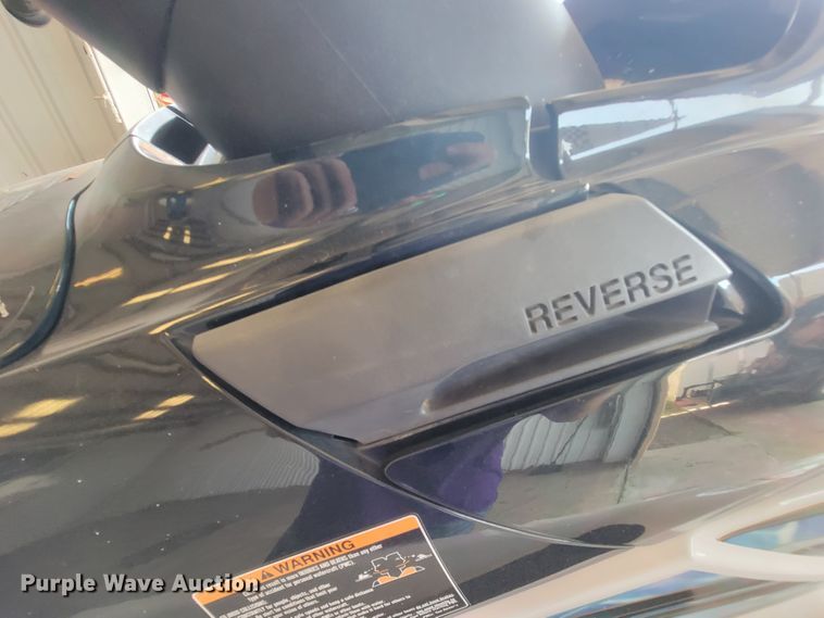 image for item IE9391 2001 Yamaha XL800  personal watercraft