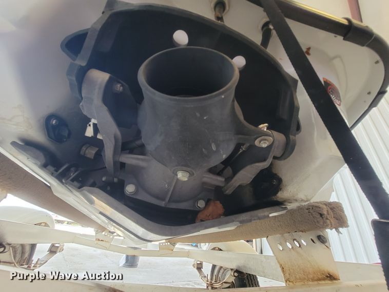 image for item IE9391 2001 Yamaha XL800  personal watercraft